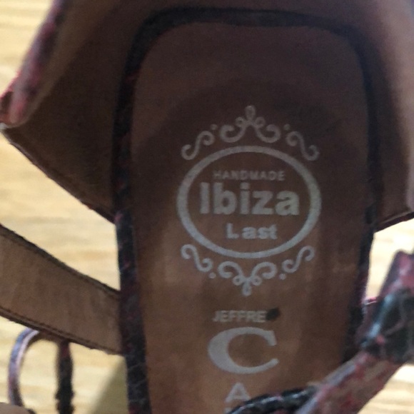 Shoes - Picture 2 of 3